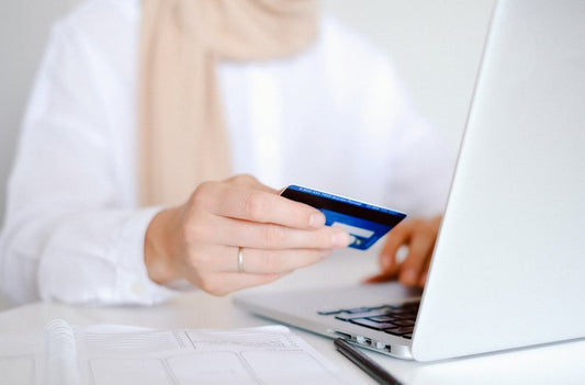 Online-Security-10-Things-Every-Woman-Needs-to-Do-Today-to-Protect-Herself HartDesignCo